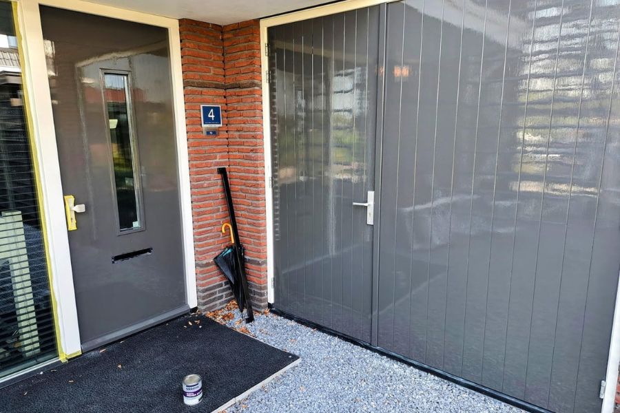 buitenkant na buitenkant garage verven